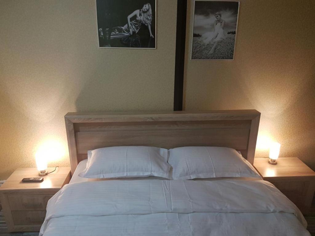 Rez Suites Iasi Eksteriør billede